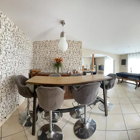 Maison Familiale Hébergement de vacances *