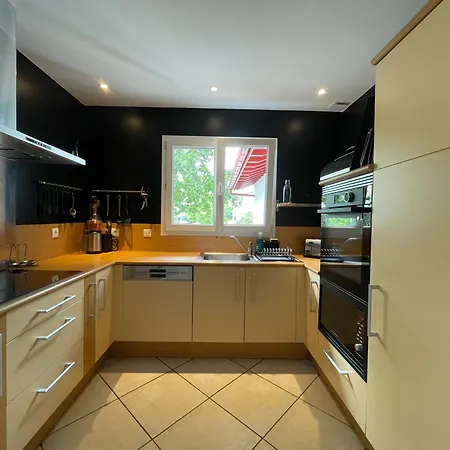 Maison Familiale Hébergement de vacances *